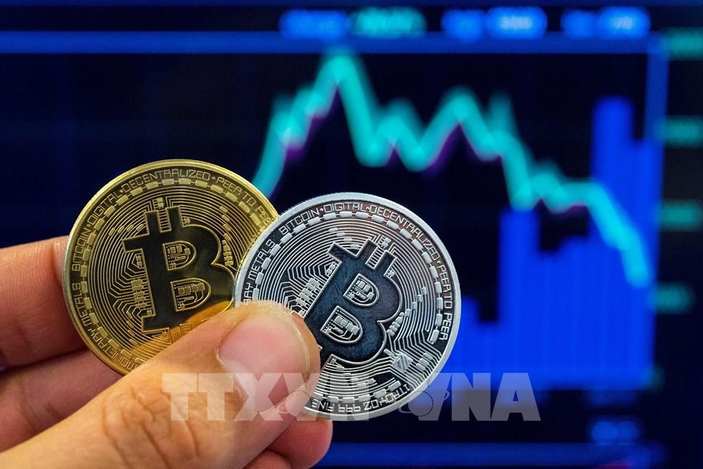 200646-bitcoin-thung-moc-20-000-usd-xuong-muc-thap-nhat-trong-18-thang-20240111110336.jpg
