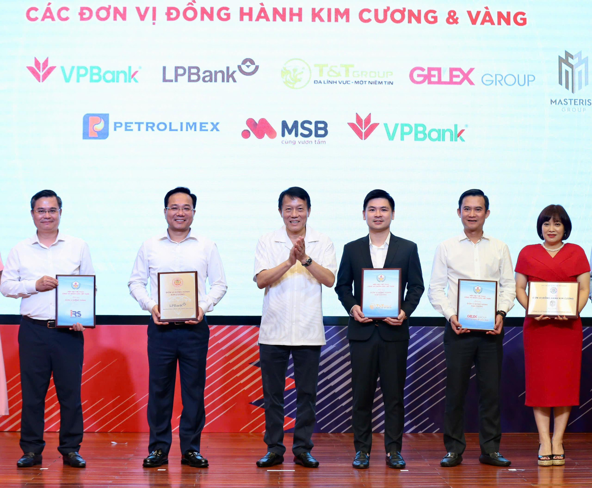 media-kinhdoanhvaphattrien-vn_66c56f01dde84.jpg