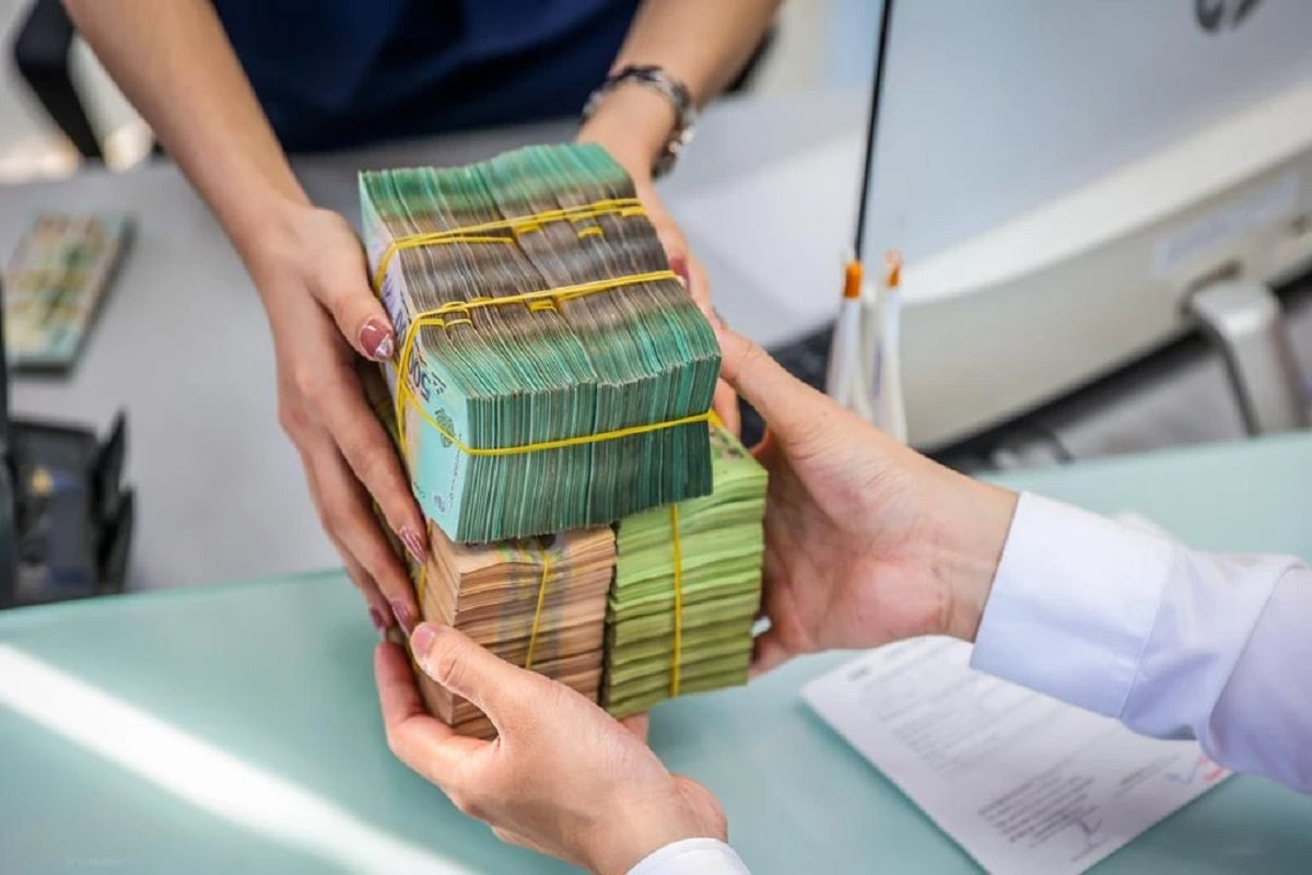Ngân hàng Nhà nước bơm mạnh tiền qua kênh cầm cố