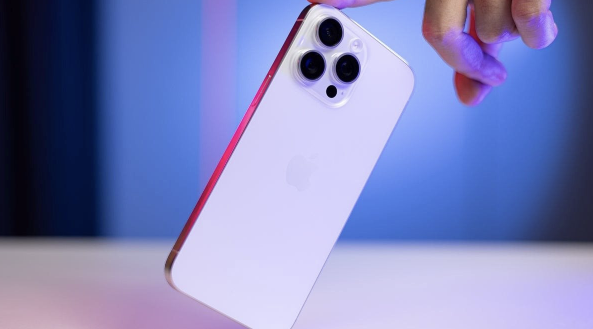 iPhone 16 Pro Max ra mắt: Tính năng hot nhất chưa dùng được ở Việt Nam, giá từ 35 triệu, mở bán trong nước ngay tháng 9