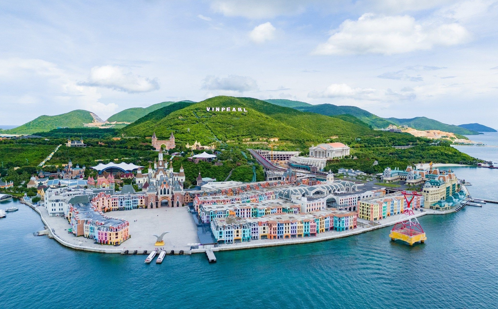 6 tháng đầu năm 2024, Vinpearl lãi gấp gần 4 lần năm 2023