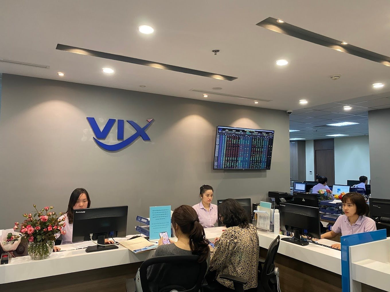 chung-khoan-vix.jpeg