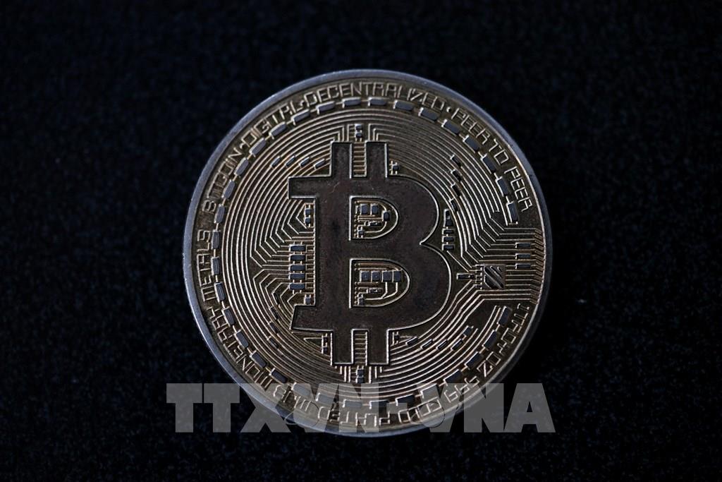 155954-bitcoin-vuot-moc-72-000-usd-tiep-tuc-lap-ky-luc-moi.jpg