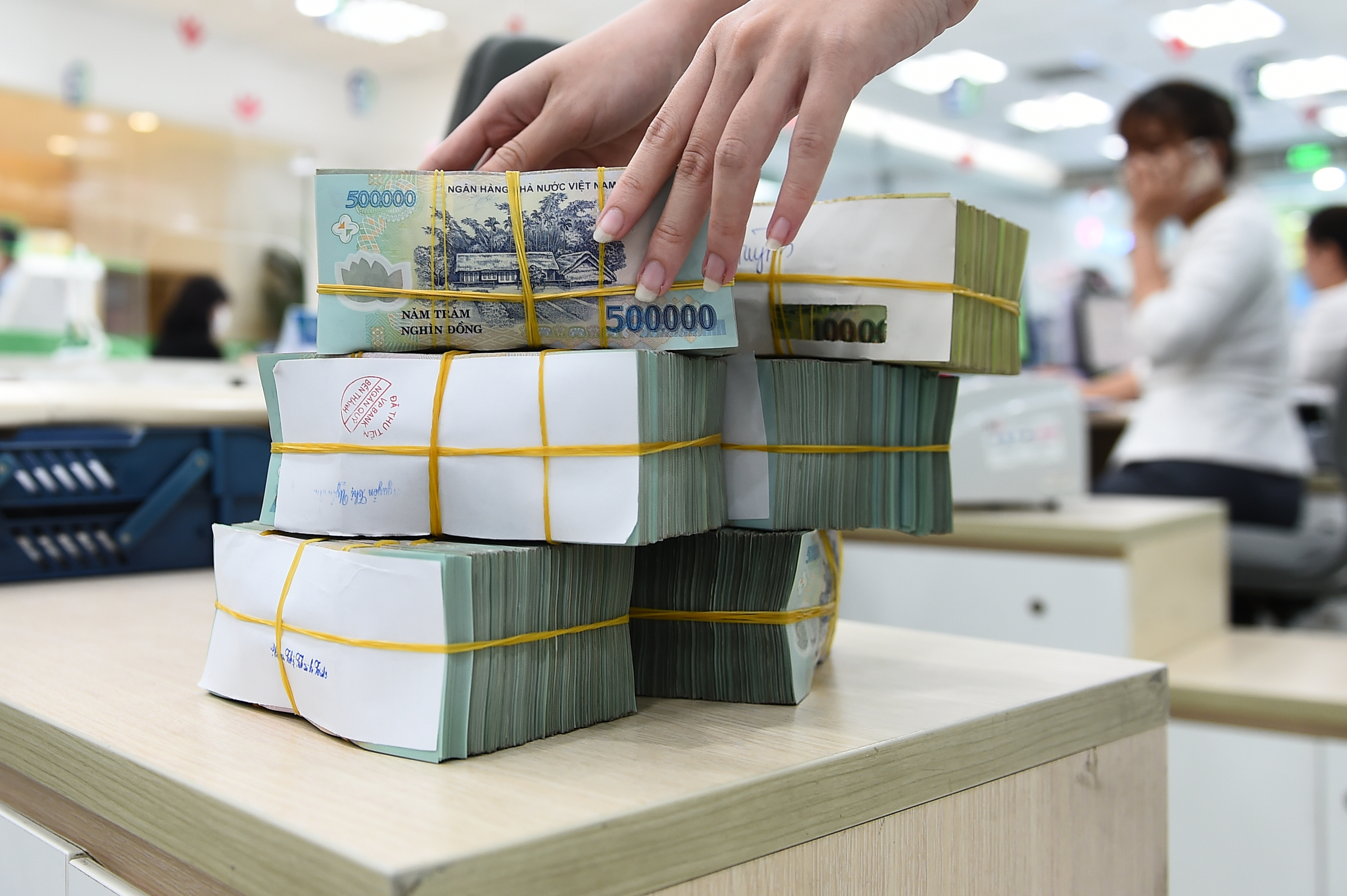 Ngay từ đầu tháng 9, hai nhà băng 