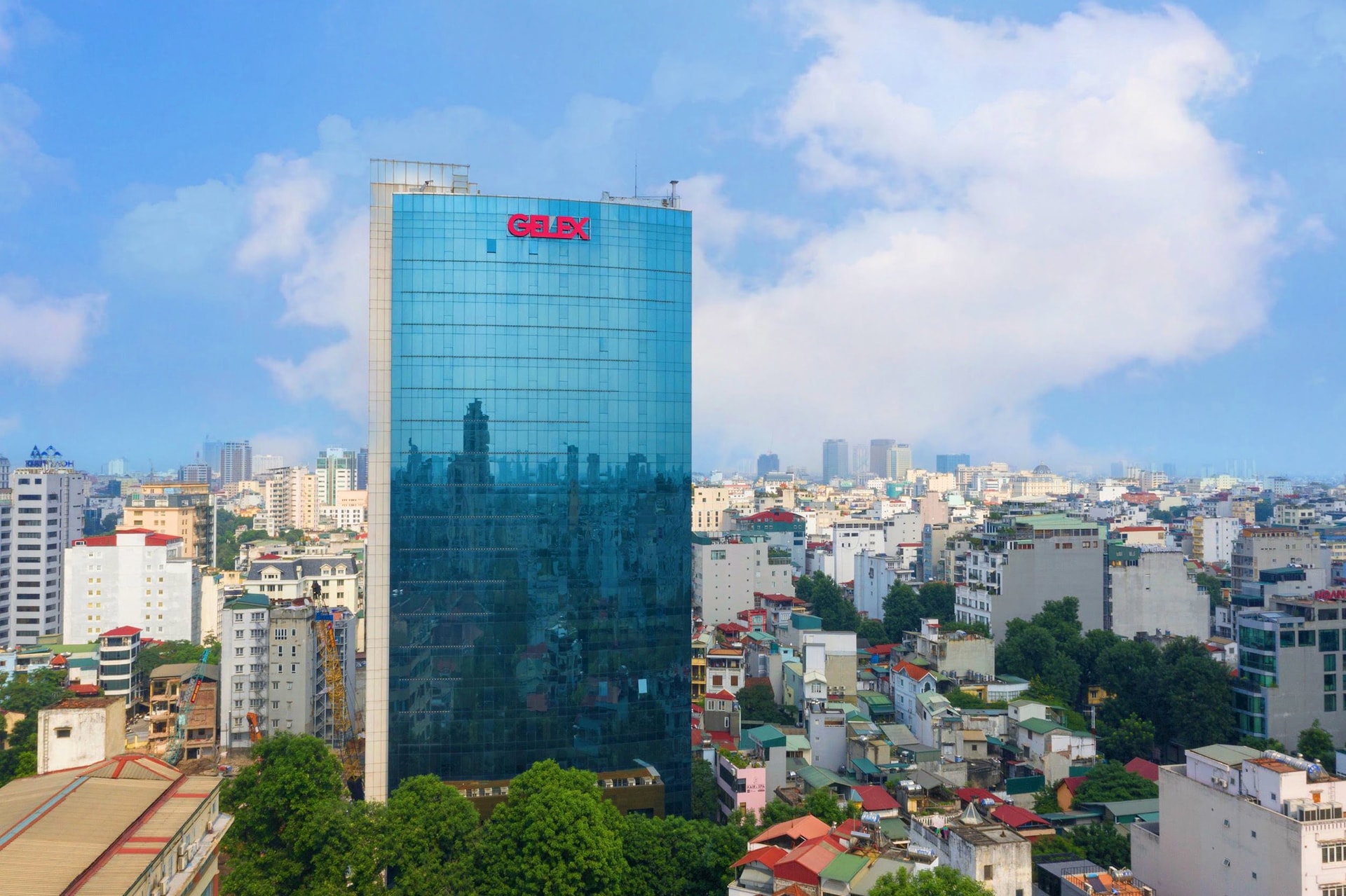 Người thân CEO Gelex Nguyễn Văn Tuấn đăng ký mua 12 triệu cổ phiếu GEX