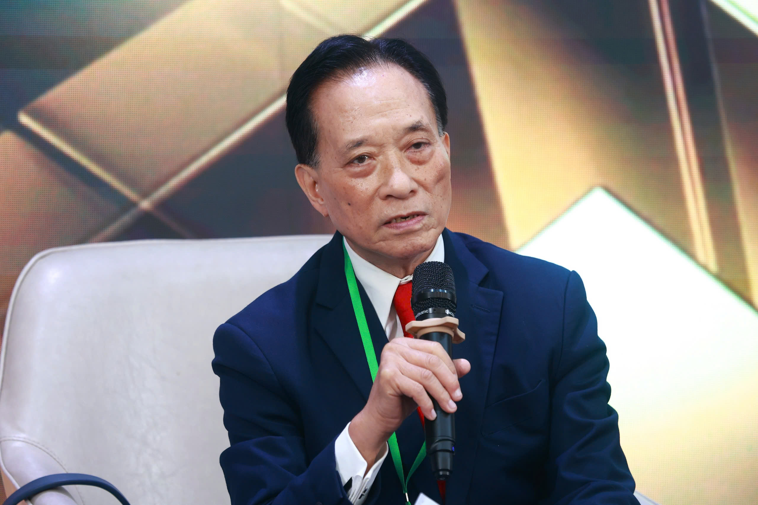 TS. Nguyễn Trí Hiếu, Viện trưởng Viện Nghiên cứu và Phát triển thị trường Tài chính - Bất động sản toàn cầu