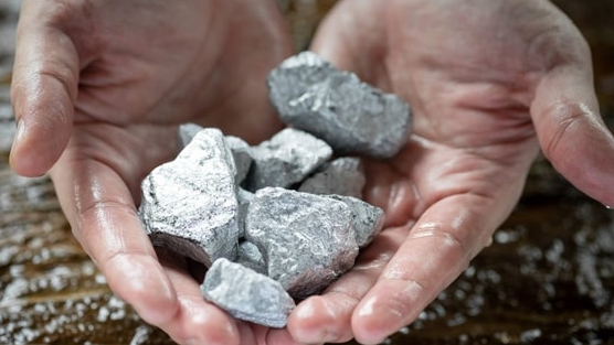 Một nhóm cổ phiếu bất ngờ 