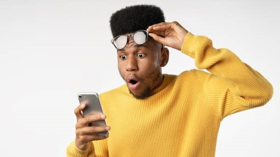 Cập nhật BCTC quý 3/2025 sáng ngày 17/10: Công ty ô tô báo lãi tăng 1.000%, một DN điện báo lỗ