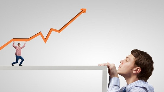 Thận trọng khi VN-Index liên tục phá đỉnh