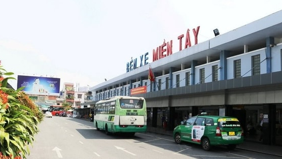 Nắm giữ hơn 322 tỷ đồng tiền mặt, Bến xe Miền Tây (WCS) lên kế hoạch xây trạm sạc xe điện