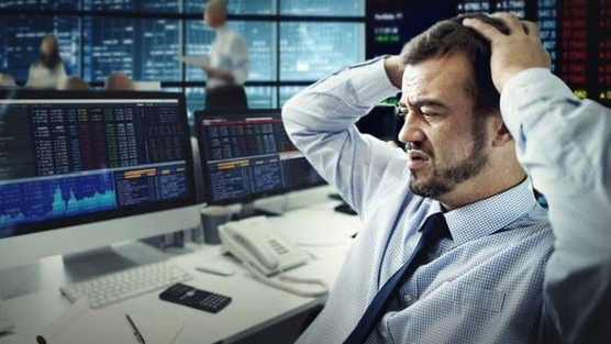 Khối ngoại thẳng tay bán ròng hơn 1.200 tỷ phiên đầu tuần, cổ phiếu nào bị 