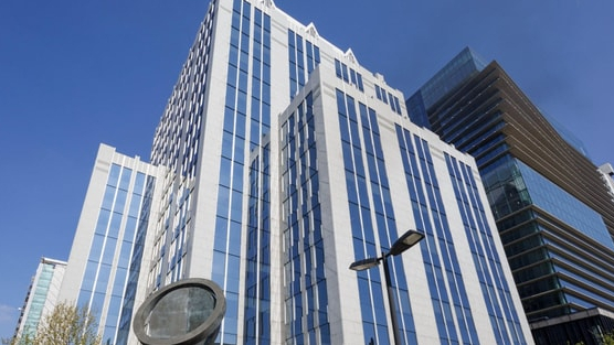 Châu Âu bất ngờ dỡ phong tỏa tài sản của nhà đầu tư Nga, không cần xin phép Mỹ