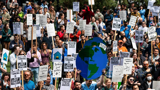 Bất ngờ: Làn sóng sa thải hàng loạt không phải do AI, trí tuệ nhân tạo không phải ‘đại dịch thất nghiệp’