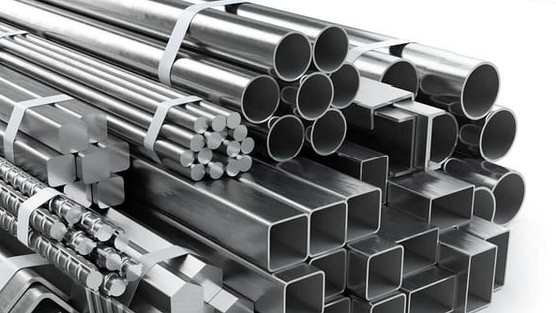 Cổ phiếu một công ty thép bật tăng 90%, 3 lãnh đạo cấp cao đăng ký thoái gần 3,2 triệu đơn vị