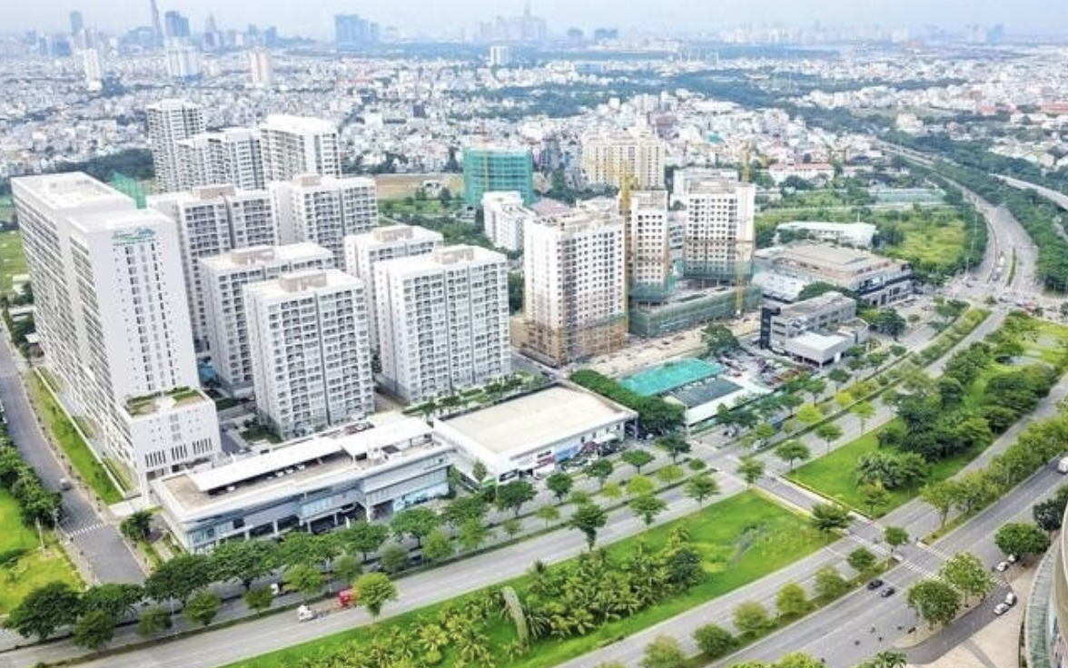 Savills: Giá chung cư leo đỉnh, người ít tiền mua nhà bằng cách nào?