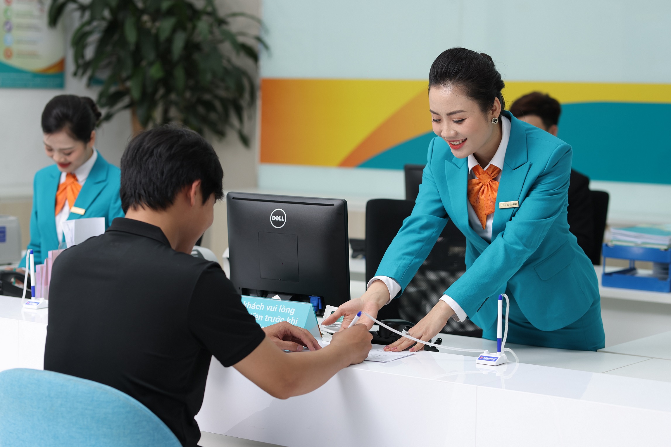 ABBank hoàn thành 79,5% kế hoạch lợi nhuận năm
