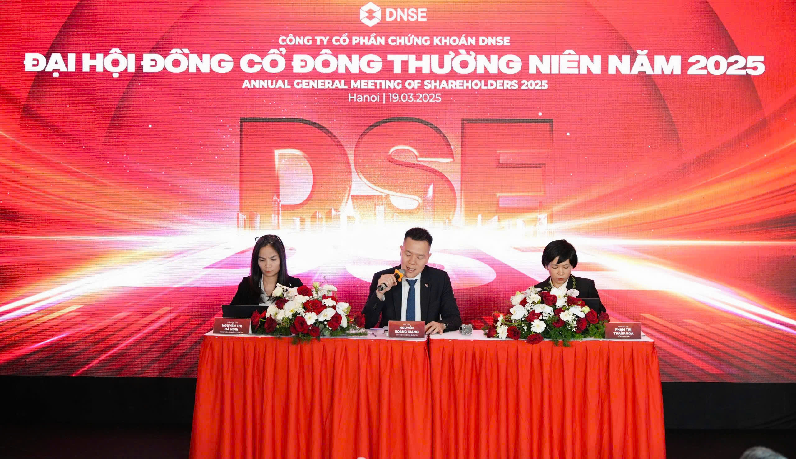ĐHĐCĐ Chứng khoán DNSE: Điểm sáng nổi bật đến từ chứng khoán phái sinh