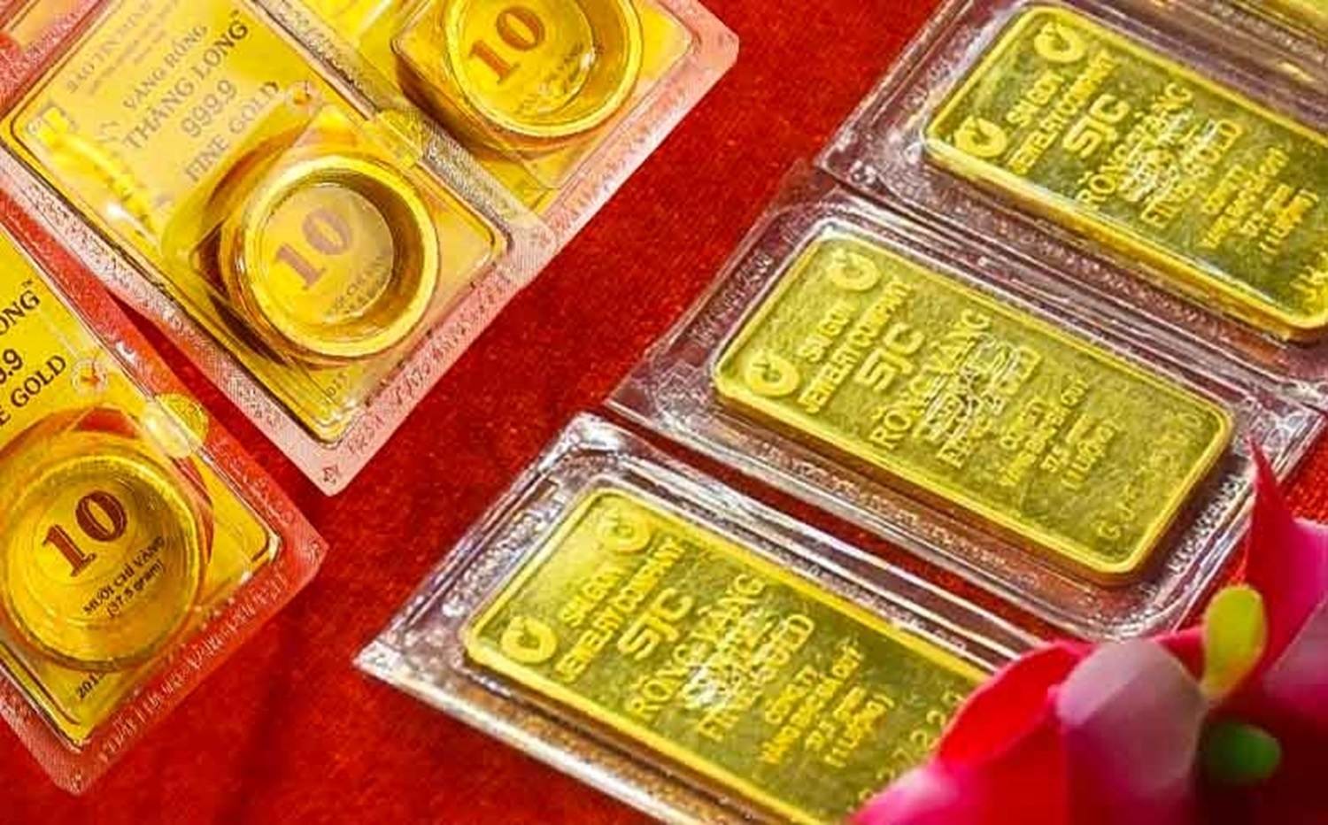 Vàng SJC trở lại đỉnh 100,4 triệu đồng/lượng