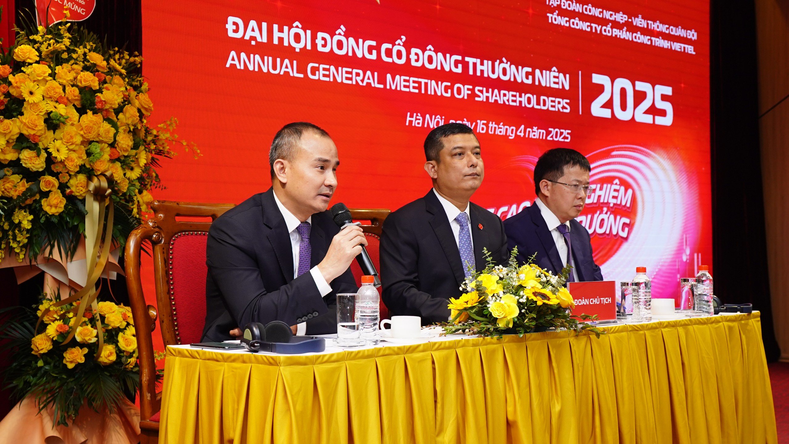 ĐHĐCĐ Viettel Construction: Mục tiêu lợi nhuận tăng 7,4%, lên kế hoạch tham gia các dự án đường sắt cao tốc, sân bay