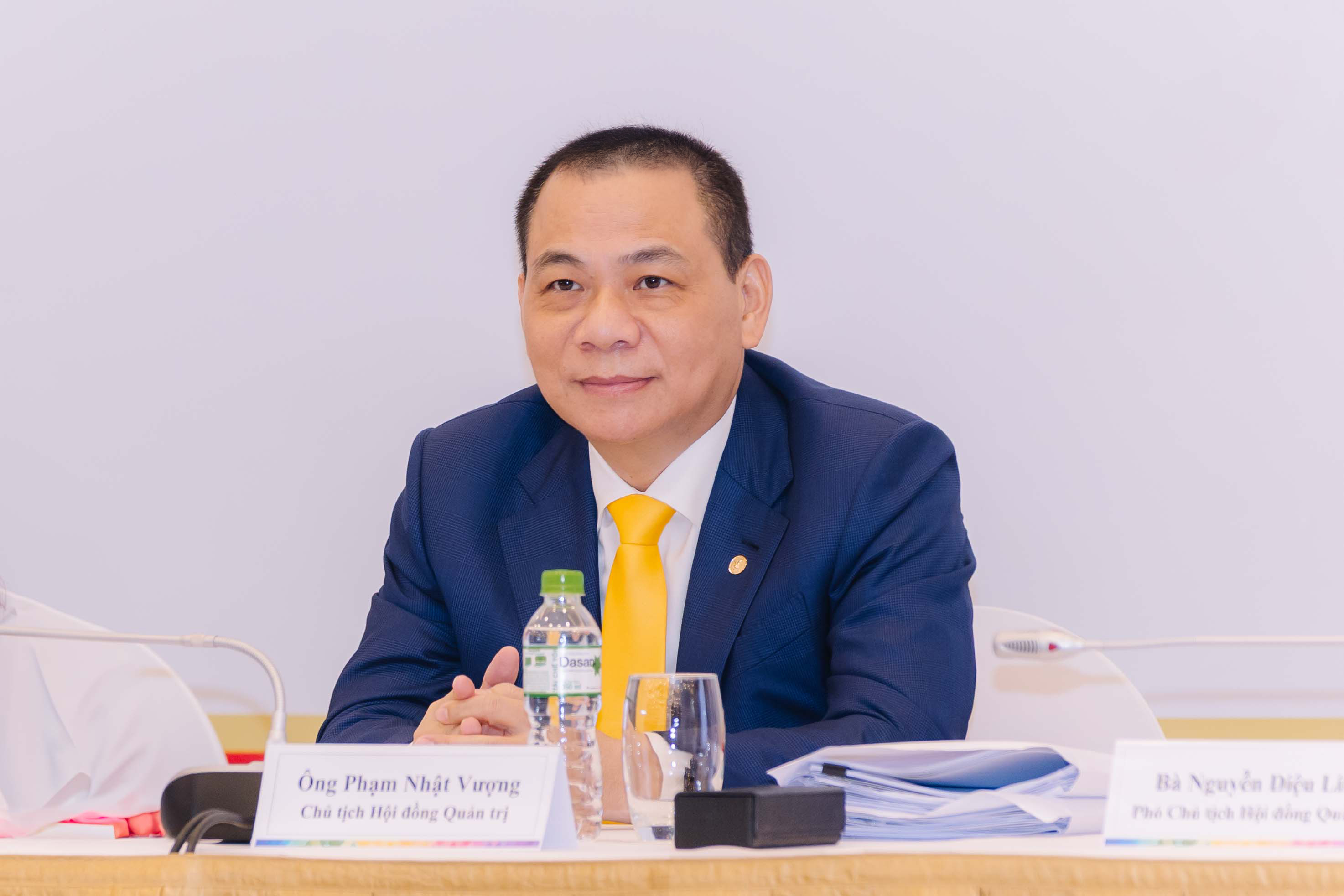 Cổ đông hỏi 