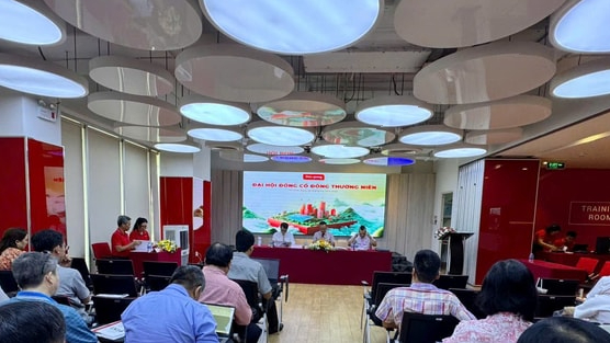 Chủ tịch Điện Quang xin lỗi