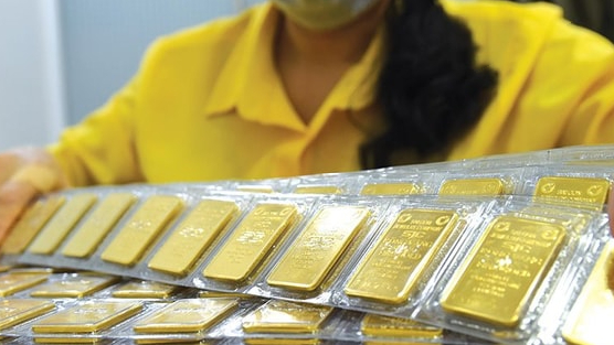 Vàng miếng SJC giảm xuống dưới mốc 120 triệu đồng/lượng