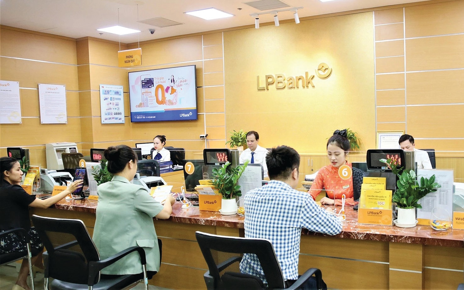 LPBank lên kế hoạch chia cổ tức tỷ lệ 25% bằng tiền, thành lập LPBank AMC