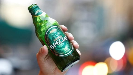 Công ty bia lớn nhất Việt Nam muốn nâng cổ tức tiền mặt lên 50%, cổ phiếu bất ngờ 