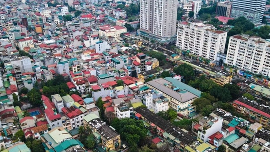 Hà Nội muốn tái thiết 30 tòa nhà chung cư cũ tại khu tập thể Trung Tự thành 2 tòa nhà cao tầng, người dân sẽ được đền bù ra sao?