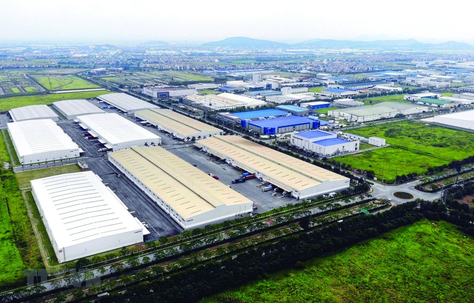 Rủi ro thuế quan sẽ ảnh hưởng đến triển vọng phát hành trái phiếu của nhóm bất động sản công nghiệp