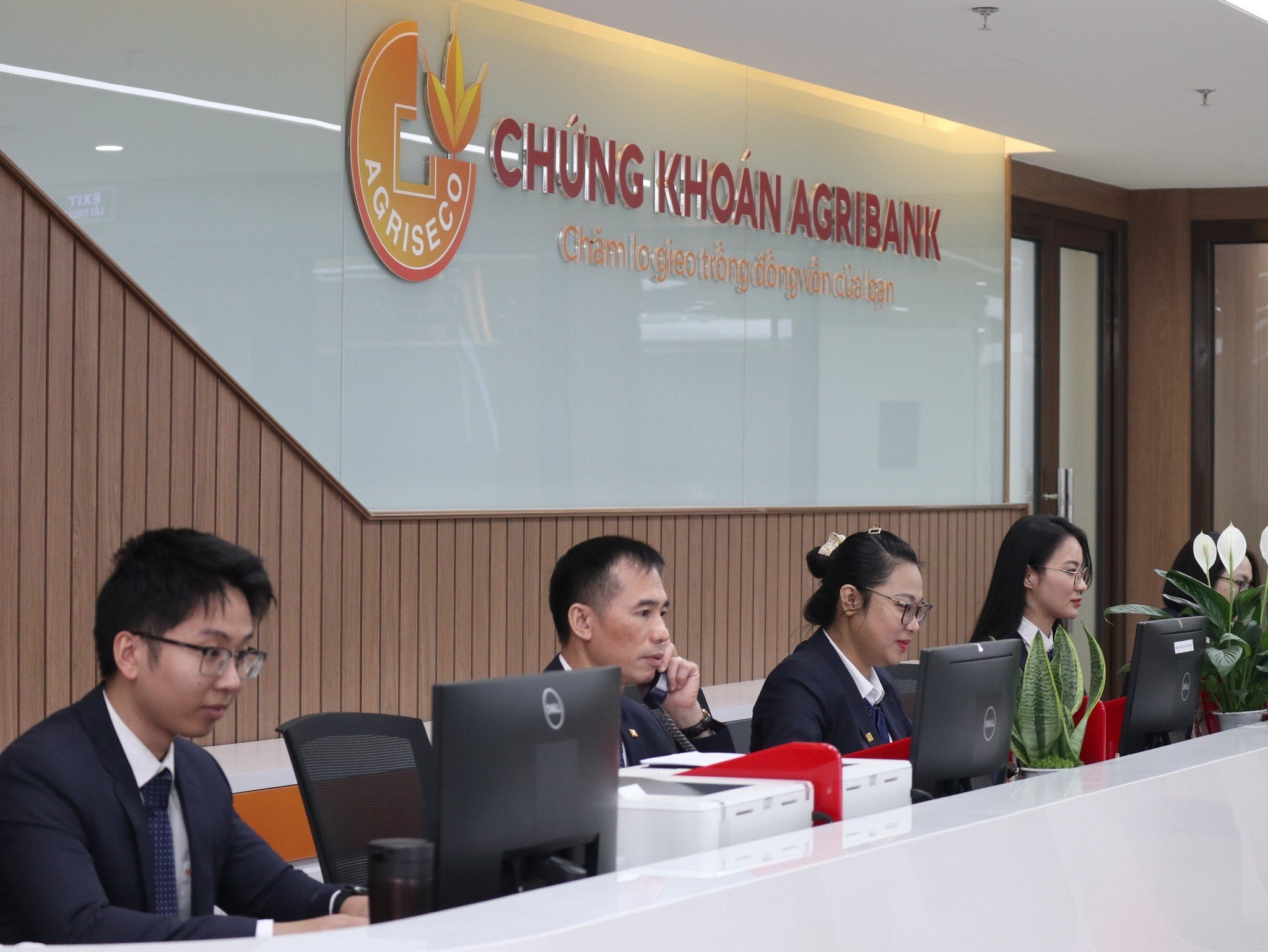 Chứng khoán Agriseco mở hạn mức tín dụng 500 tỷ đồng tại ACB
