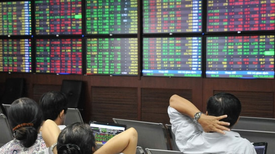 Khối ngoại vẫn bán ròng  bất chấp thị trường hồi phục ngoạn mục, 