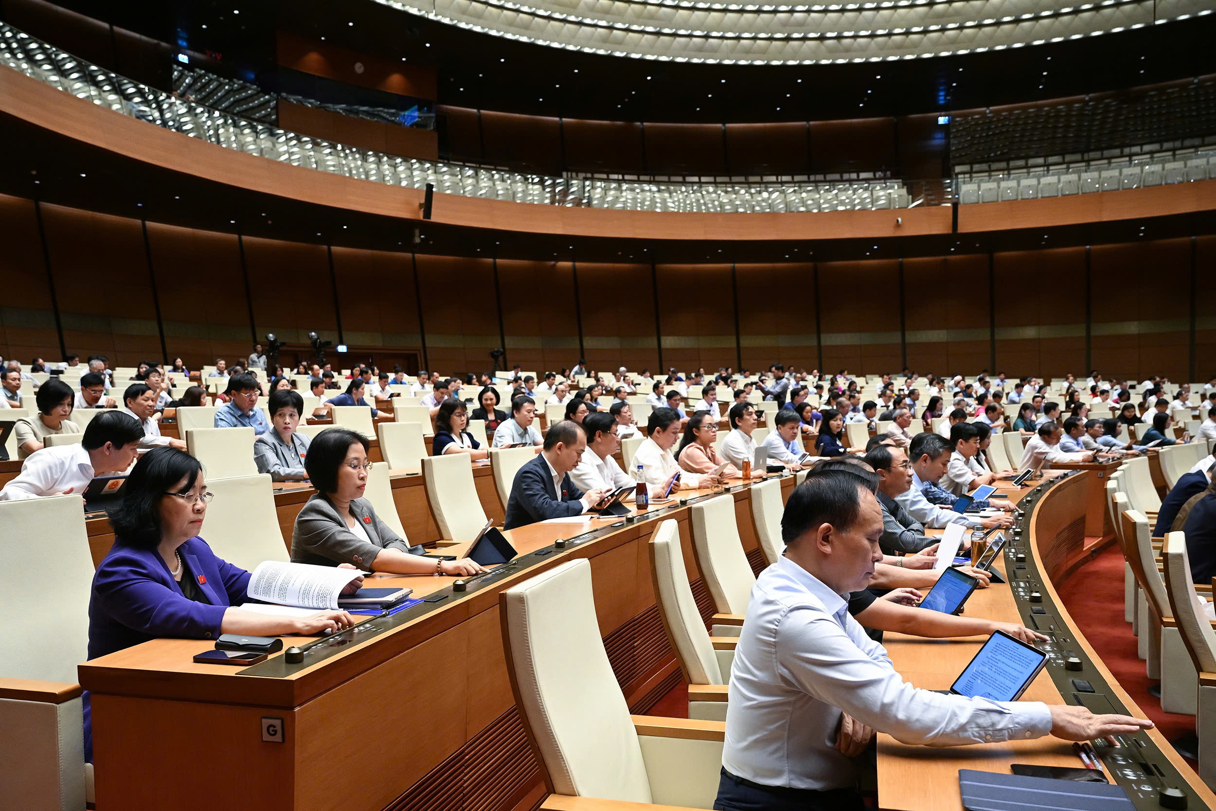 Quốc hội thông qua cơ chế, chính sách đặc thù phát triển nhà ở xã hội