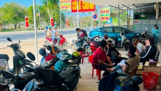 Giới đầu tư bất động sản tìm về vùng ven TP.HCM “săn” đất nền