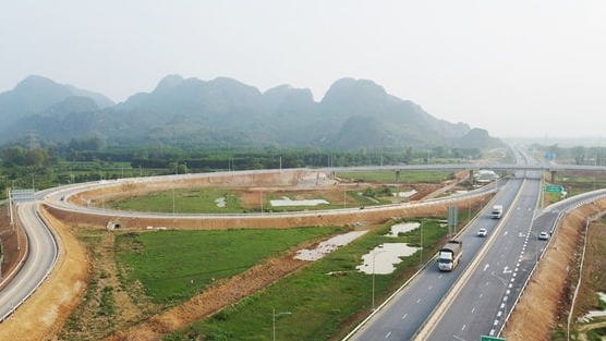 Sắp thu phí 5 tuyến cao tốc do nhà nước đầu tư