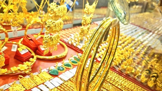 Sáng 14/6: Giá vàng thế giới lập đỉnh mới, giá vàng nhẫn và vàng SJC trong nước tiếp đà tăng