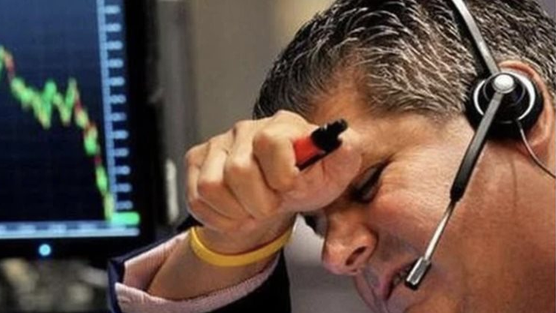 Phiên 5/6: Khối ngoại tiếp tục bán ròng gần 500 tỷ đồng, cổ phiếu nào bị 
