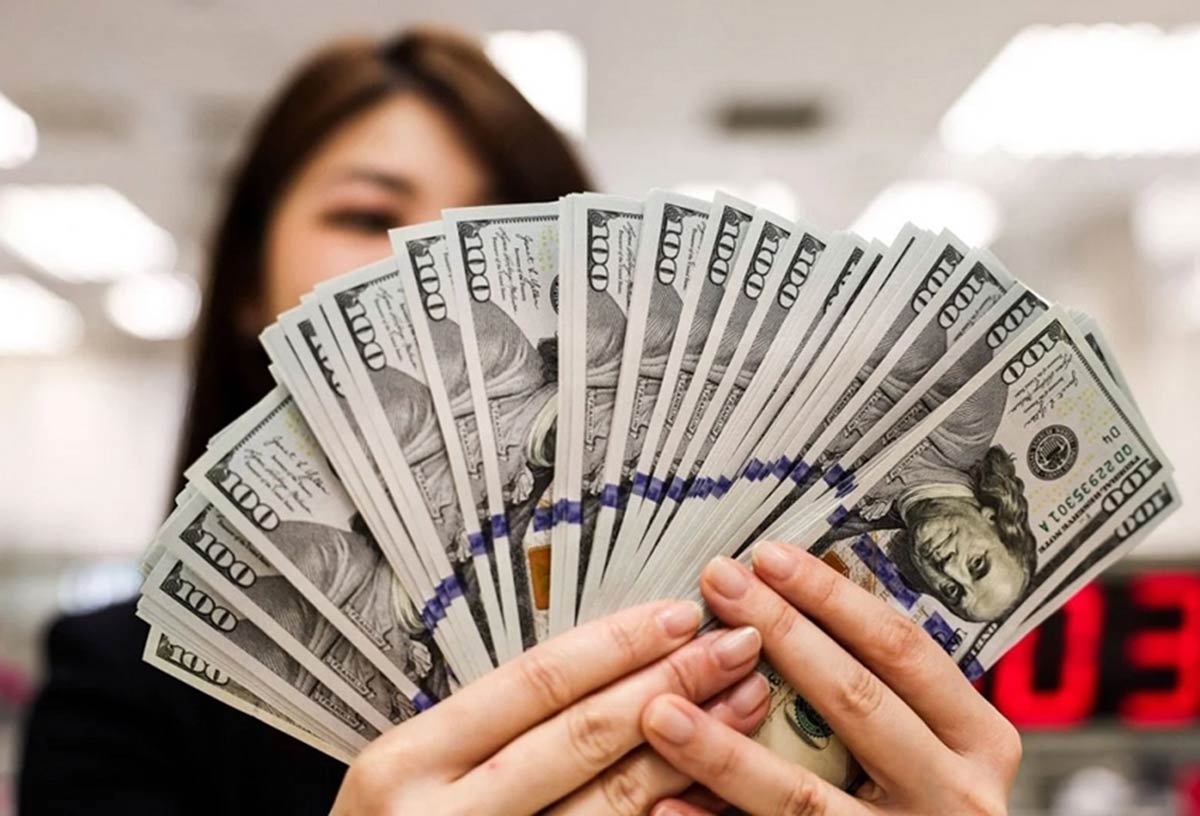 Tỷ giá USD/VND tạm ngưng đà tăng