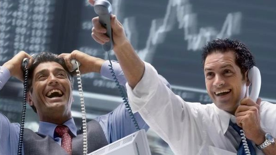 Hai mã Bluechips bất ngờ được tự doanh CTCK 