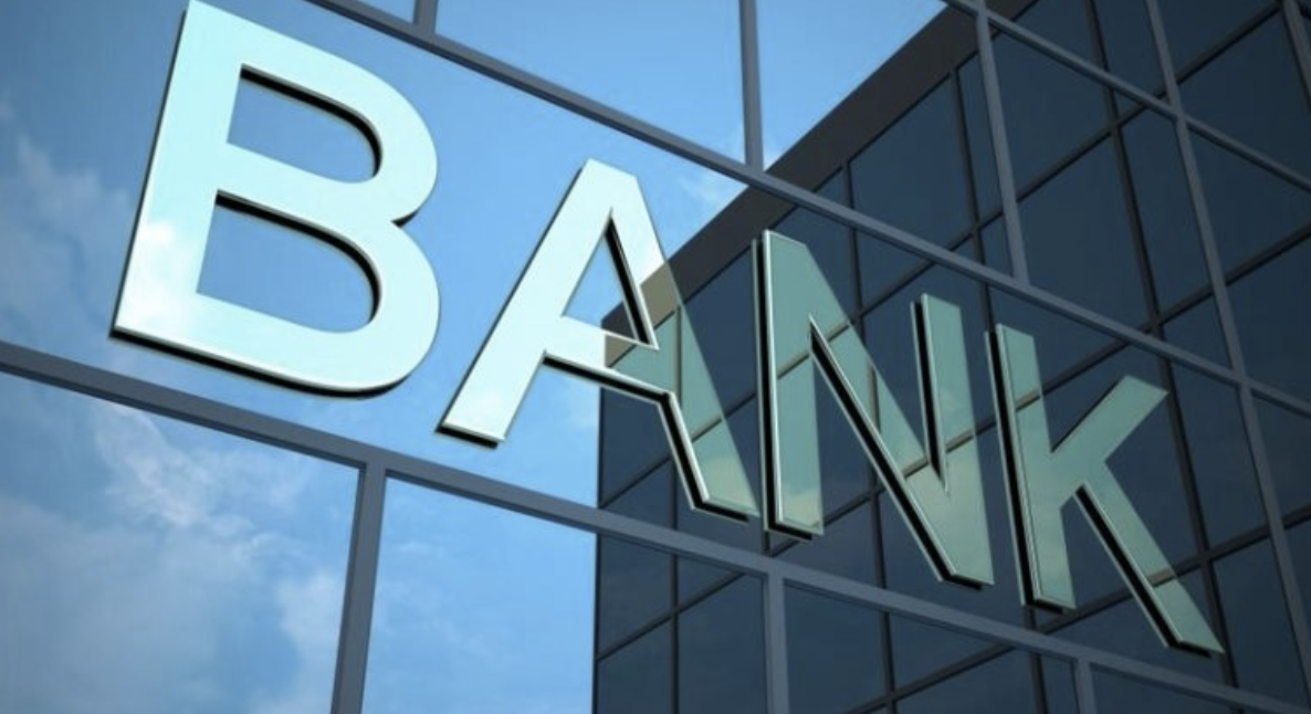 Các ngân hàng nhỏ đối mặt với áp lực vốn lớn