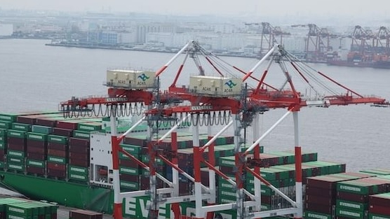 Ông Trump nói Nhà Trắng đã gửi thư thông báo mức thuế 25% tới Hàn Quốc Nhật Bản, dọa sẽ tăng thêm 25% nếu trả đũa