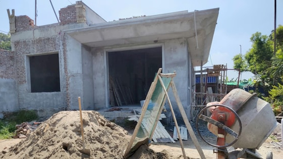 Giá vật liệu xây dựng “bốc đầu”, người xây nhà méo mặt