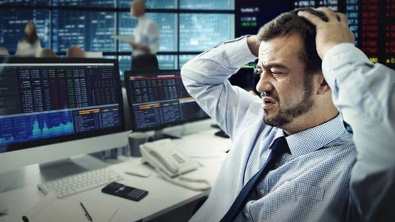 Phiên 12/8: Khối ngoại tiếp đà bán ròng hơn 700 tỷ đồng, ngược chiều 