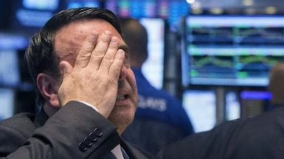 Phiên 15/8: Khối ngoại thẳng tay bán ròng hơn 3.000 tỷ đồng, nối dài chuỗi 7 phiên 