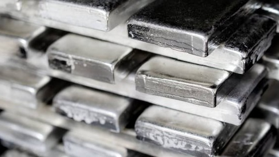 Vàng vượt 130 triệu đồng/lượng nhưng đây mới là kênh đầu tư bùng nổ: Giá liên tục lập đỉnh, dân đầu tư bỏ túi hơn 40% từ đầu năm