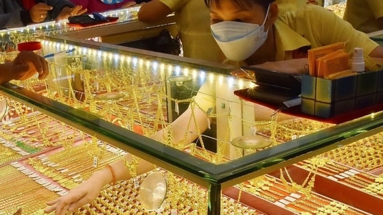 Hôn nay 14/9: Giá vàng nhẫn, vàng miếng tiếp đà giảm?