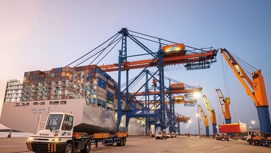 “Gã khổng lồ” ngành cảng biển, logistics của Việt Nam vừa lập kỷ lục mới