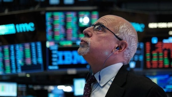 Phiên 24/9: Khối ngoại tiếp đà bán ròng gần 1.600 tỷ đồng, cổ phiếu nào bị 