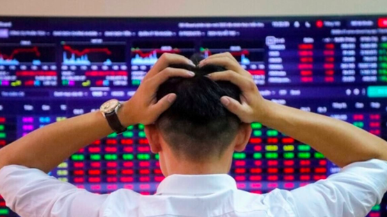 Hơn 100.000 tỷ đồng rút khỏi thị trường chứng khoán Việt Nam từ đầu năm, điều gì đang diễn ra?