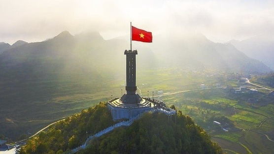 VN-Index sẽ ra sao sau khi vượt đỉnh mọi thời đại?